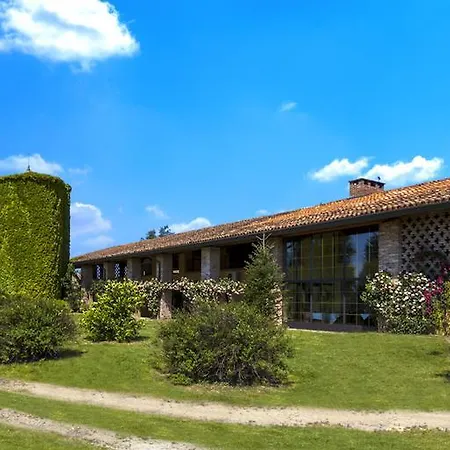 Agriturismo Cascina Marzana Farm stay *